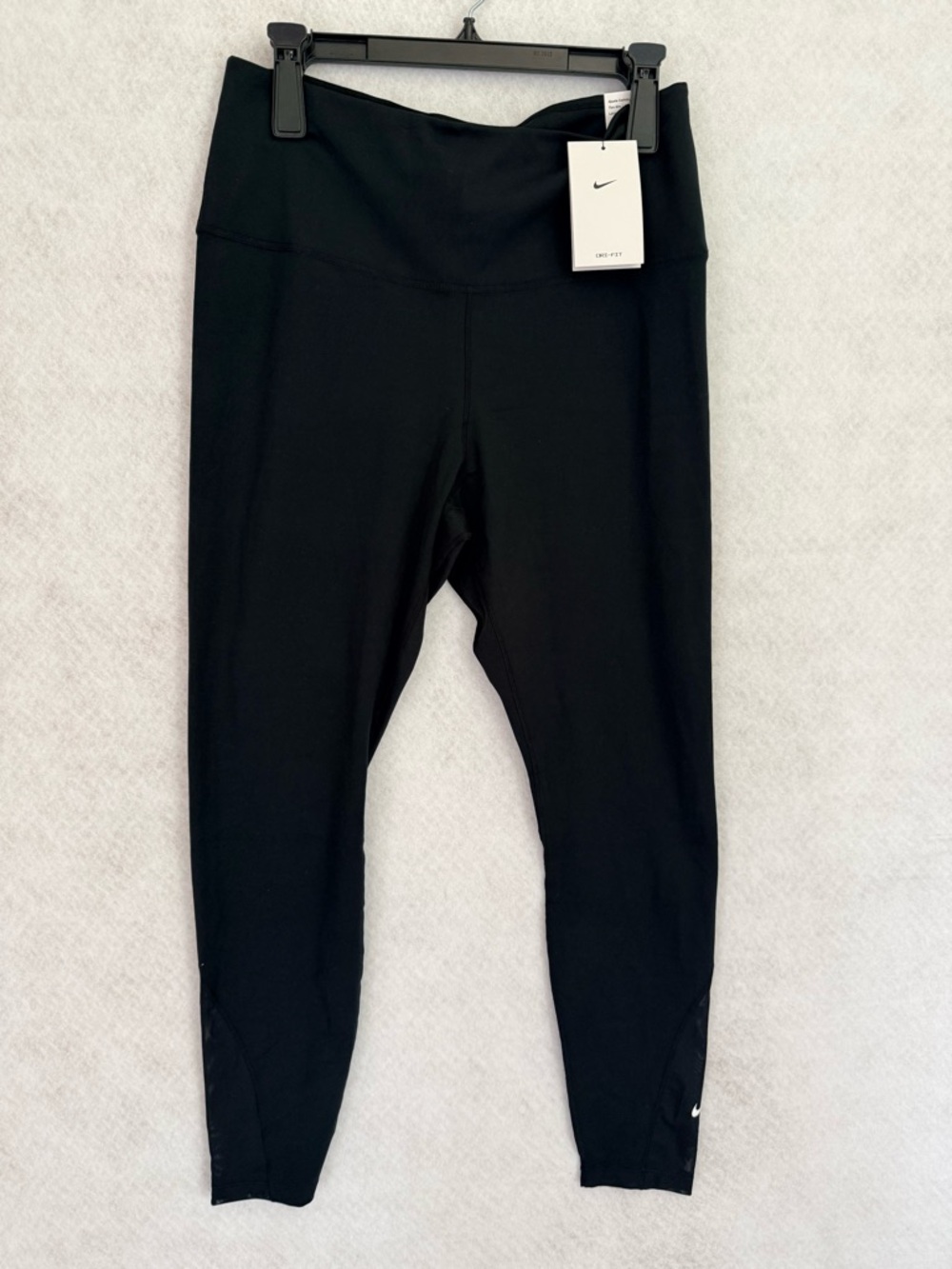 Nike One Dri Fit Black High-Waist Performance Leggings size large